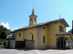 Le sanctuaire de la Madonna delle Lacrime - Dongo