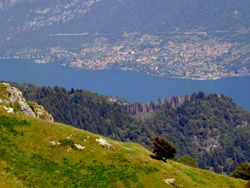 Dorsale du Triangolo Lariano - Alpe de Spessola (1237 m.)