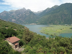 Sirana (335 m) | Excursion de Sorico au temple de San Fedelino