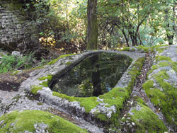 Avallo Cascina Negrenza (430 m) - Torno | Excursion de Torno à Pietra Pendula