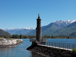 Le phare de Gera Lario