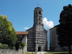 L'église de Santa Maria del Tiglio à Gravedona