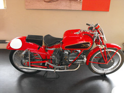 Le musée Moto Guzzi à Mandello Lario