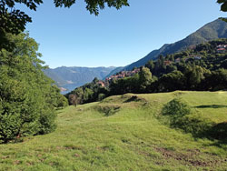 Brema (525 m) - Faggeto Lario | Randonnée de Molina au Mont Bolettone