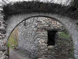 Tour de Fontanedo à Colico